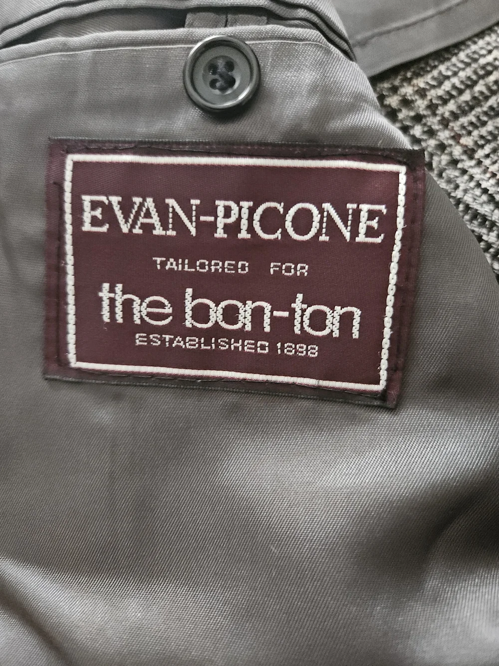 Evan Picone evan picone